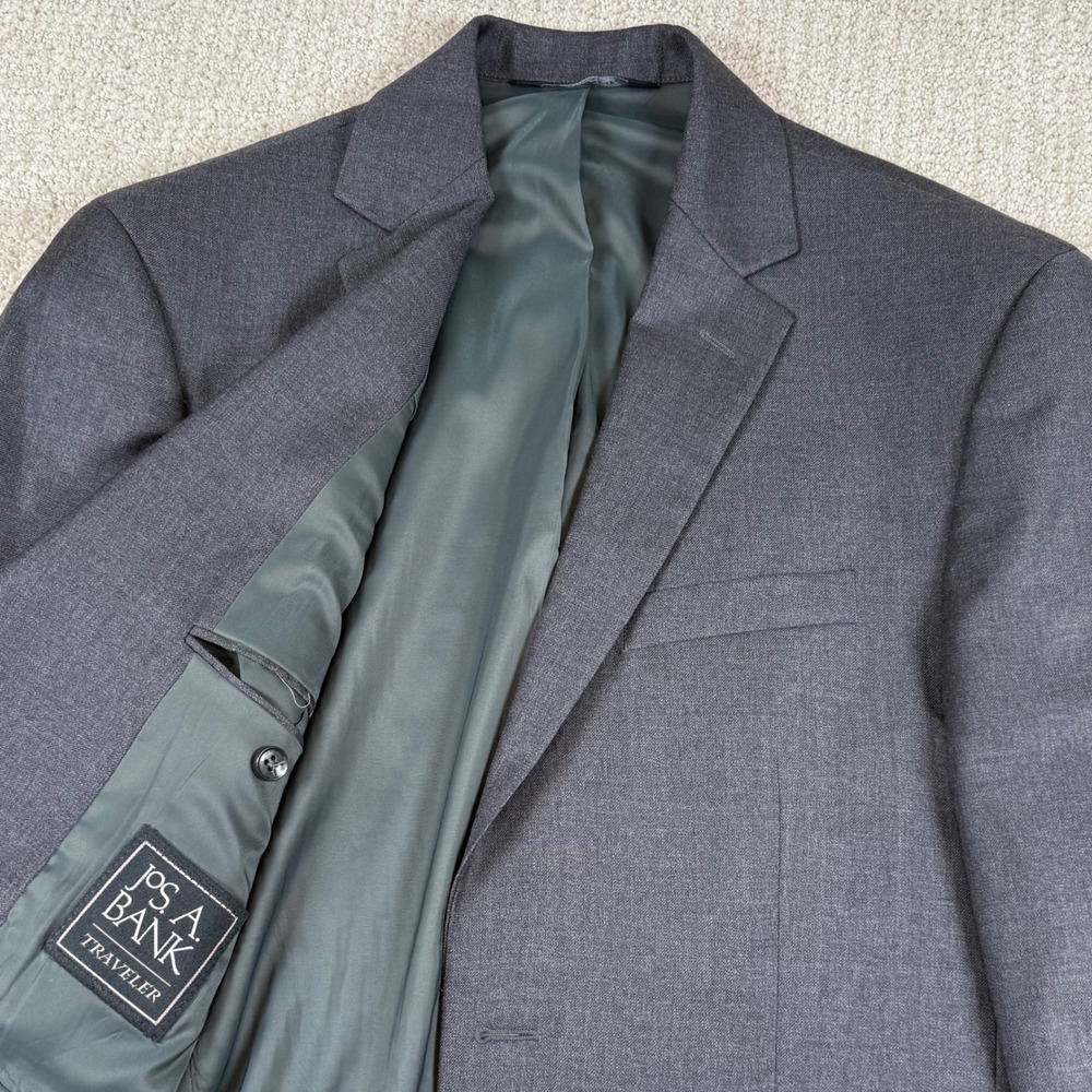 Jos A Bank Mens 41R Gray Traveler Tailored Fit Wool Blazer Sport Coat